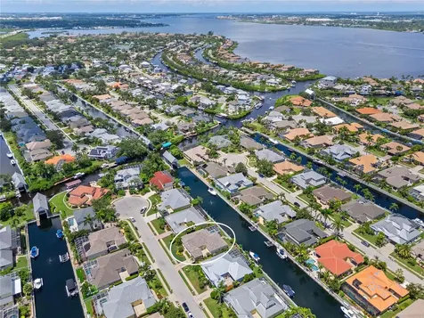 4715 Halyard Drive Bradenton FL 34208