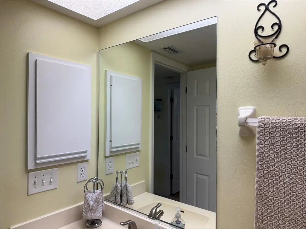 5700 Sheffield Greene Circle Sarasota FL 34235
