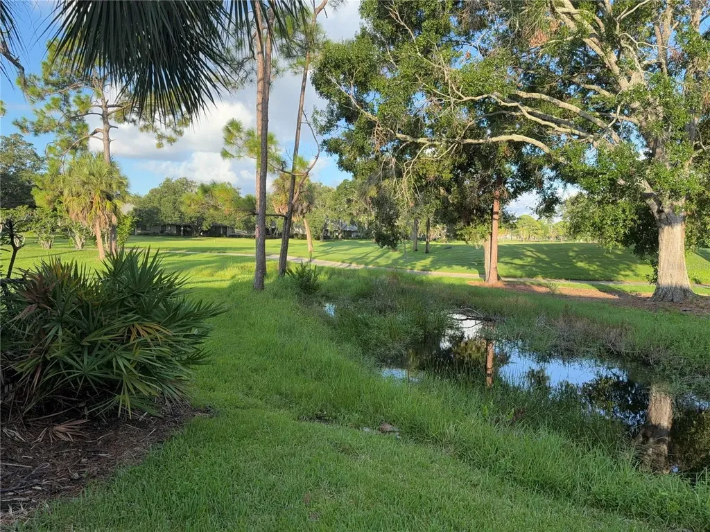 5700 Sheffield Greene Circle Sarasota FL 34235