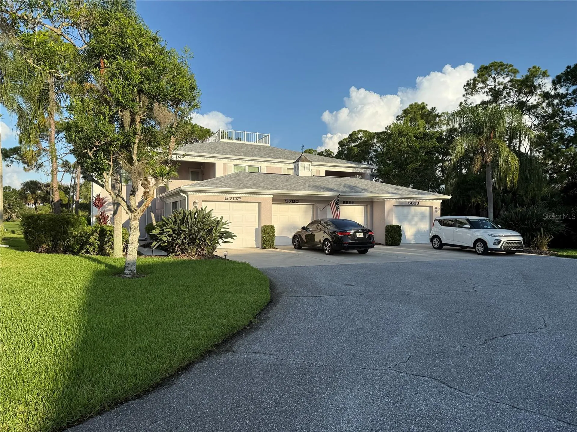 5700 Sheffield Greene Circle Sarasota FL 34235