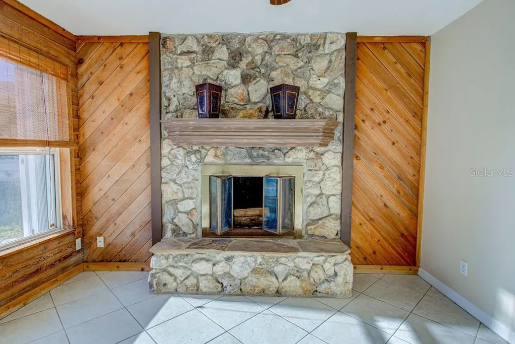 22 Plaza Drive Ormond Beach FL 32176