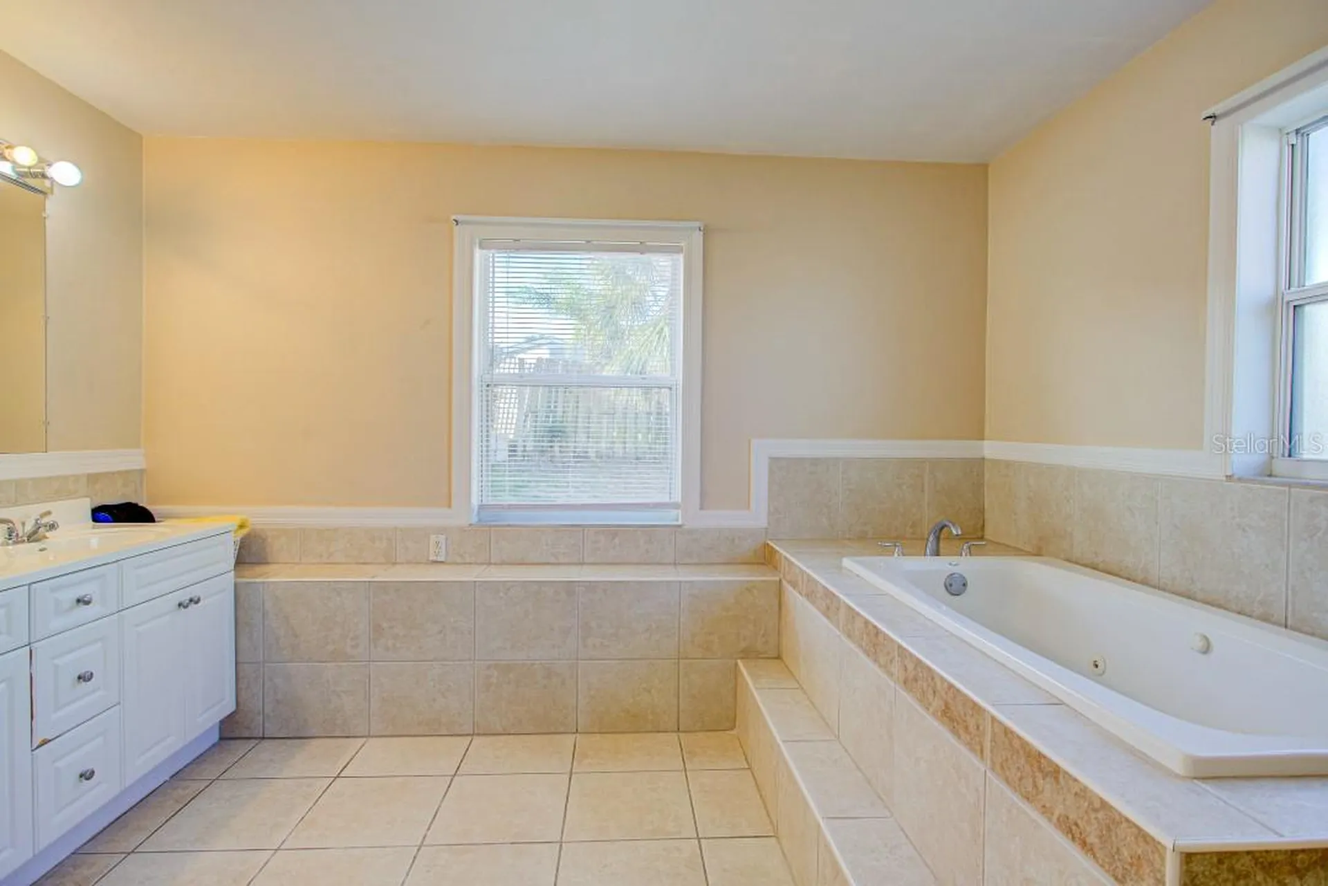 22 Plaza Drive Ormond Beach FL 32176