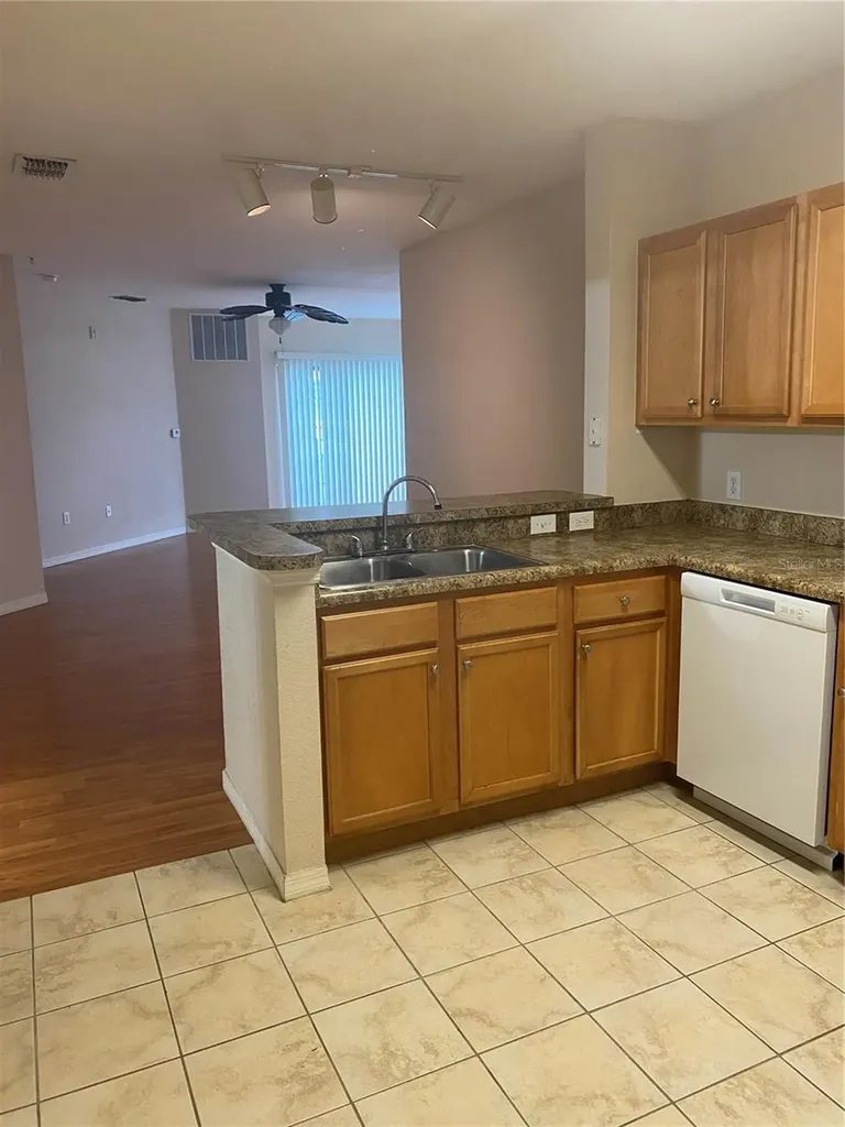 5550 E Michigan Street Orlando FL 32822