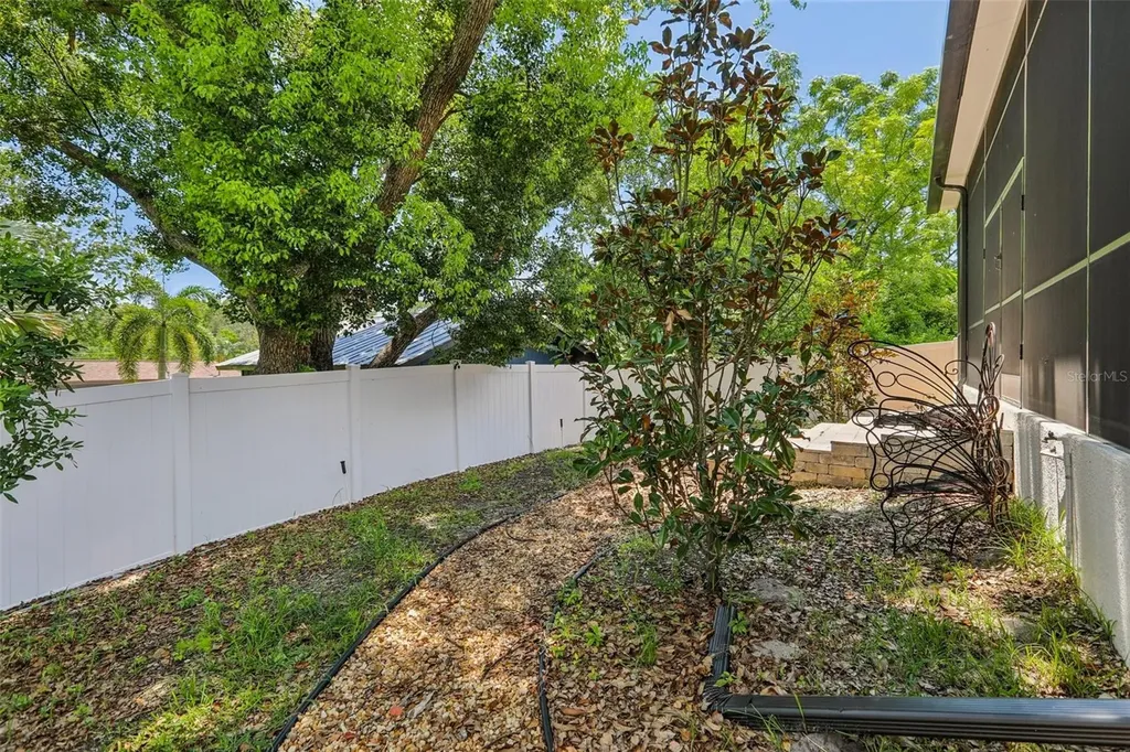 1112 E Boyer Street Tarpon Springs FL 34689