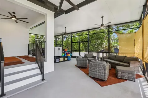 1112 E Boyer Street Tarpon Springs FL 34689