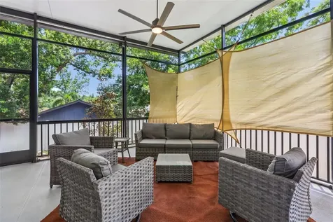 1112 E Boyer Street Tarpon Springs FL 34689