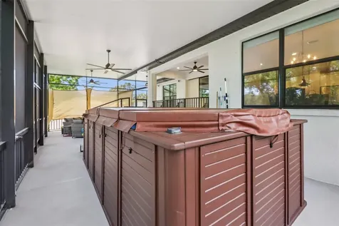 1112 E Boyer Street Tarpon Springs FL 34689
