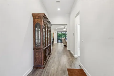 1112 E Boyer Street Tarpon Springs FL 34689