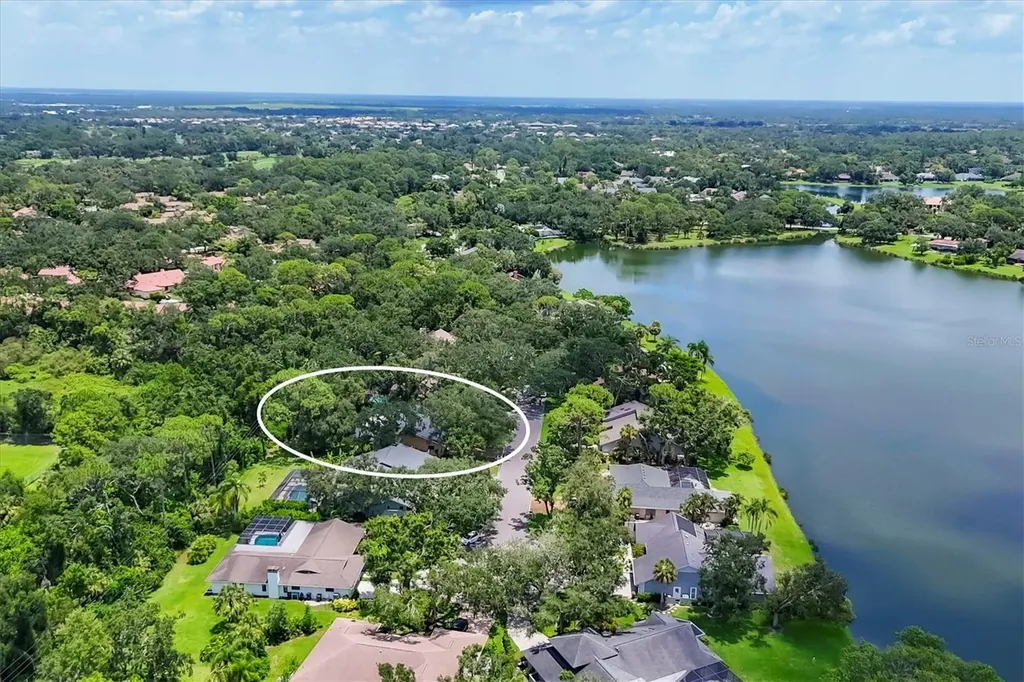 5037 Willow Leaf Way Sarasota FL 34241