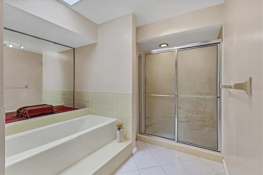 5037 Willow Leaf Way Sarasota FL 34241