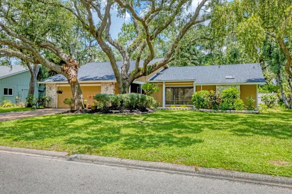 5037 Willow Leaf Way Sarasota FL 34241