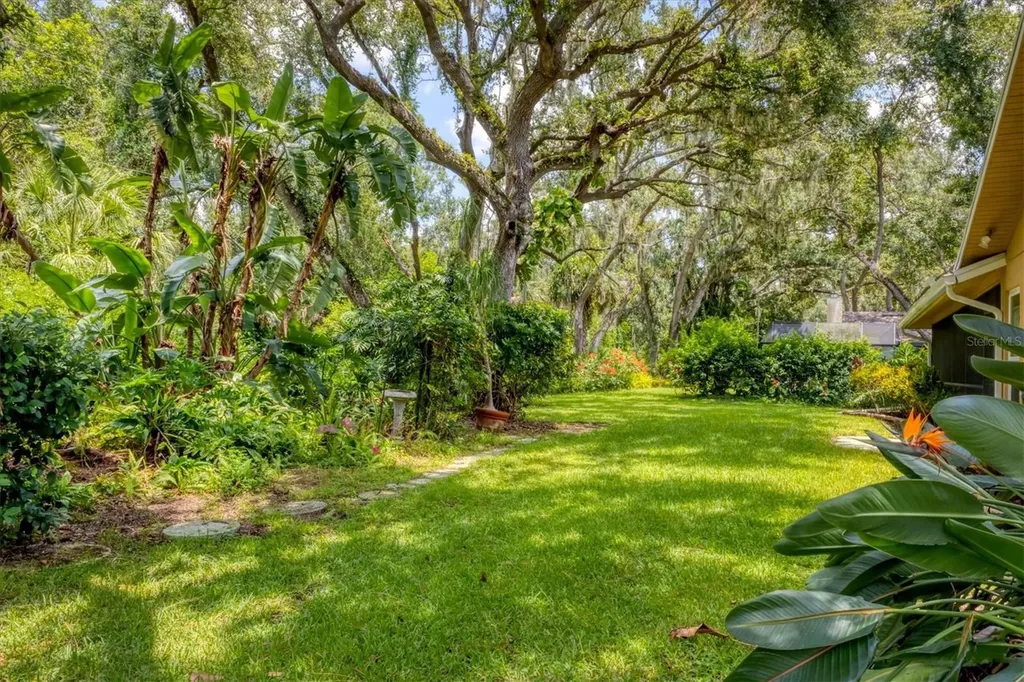 5037 Willow Leaf Way Sarasota FL 34241