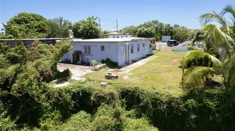 151 Los Caobos Vieques PR 00765