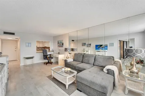 5855 Midnight Pass Road Sarasota FL 34242