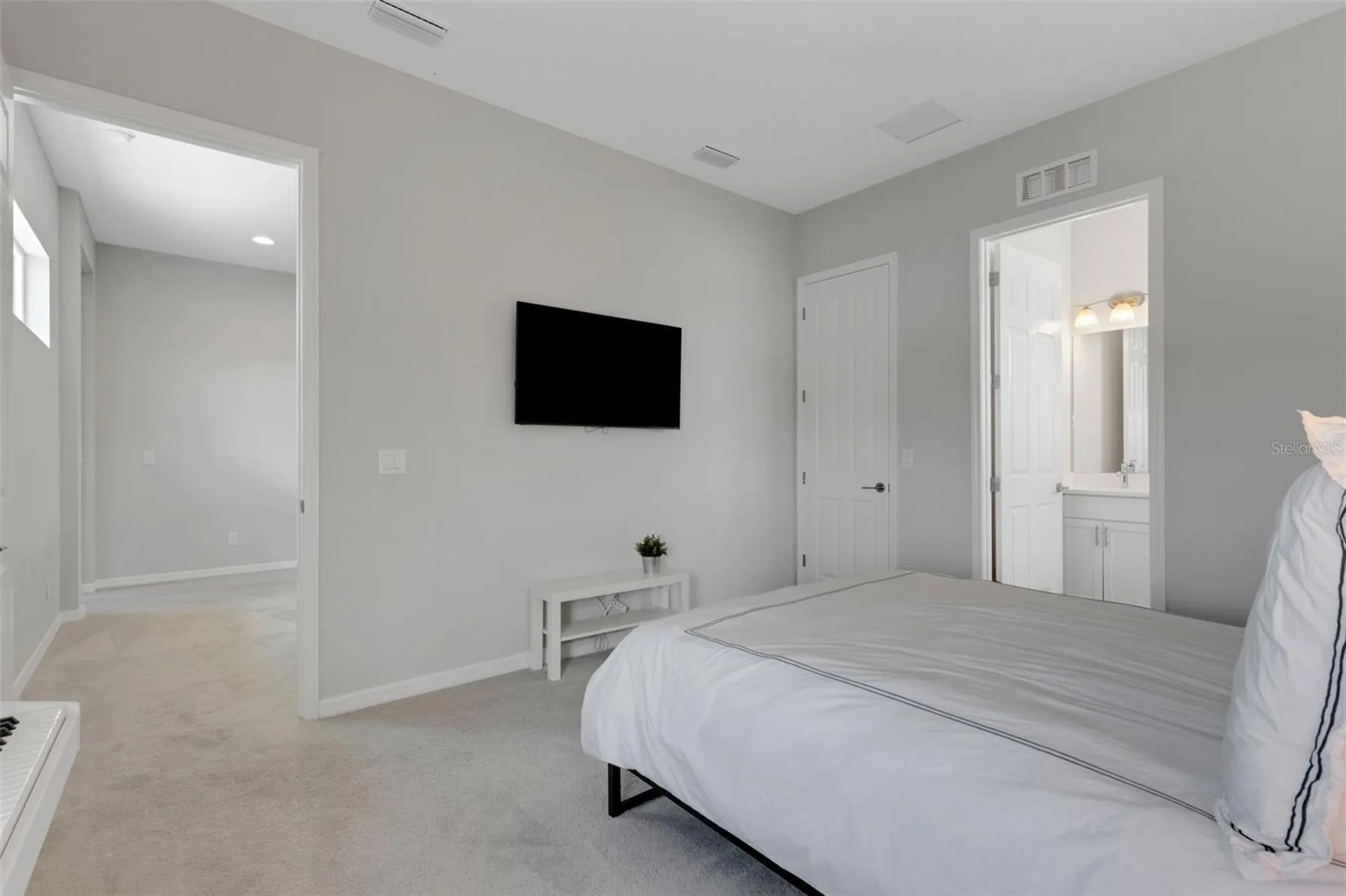 5718 Title Row Drive Bradenton FL 34210