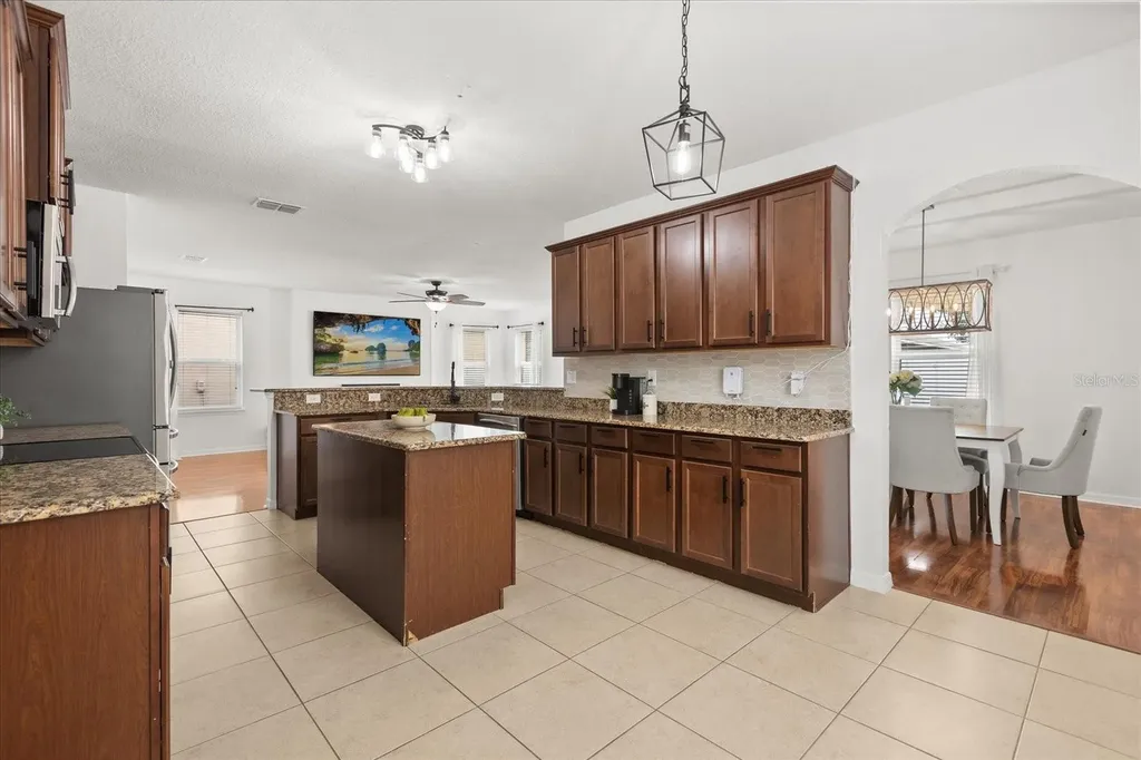 3597 Umbrella Court Tavares FL 32778