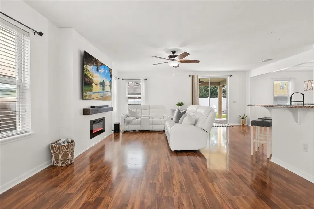 3597 Umbrella Court Tavares FL 32778