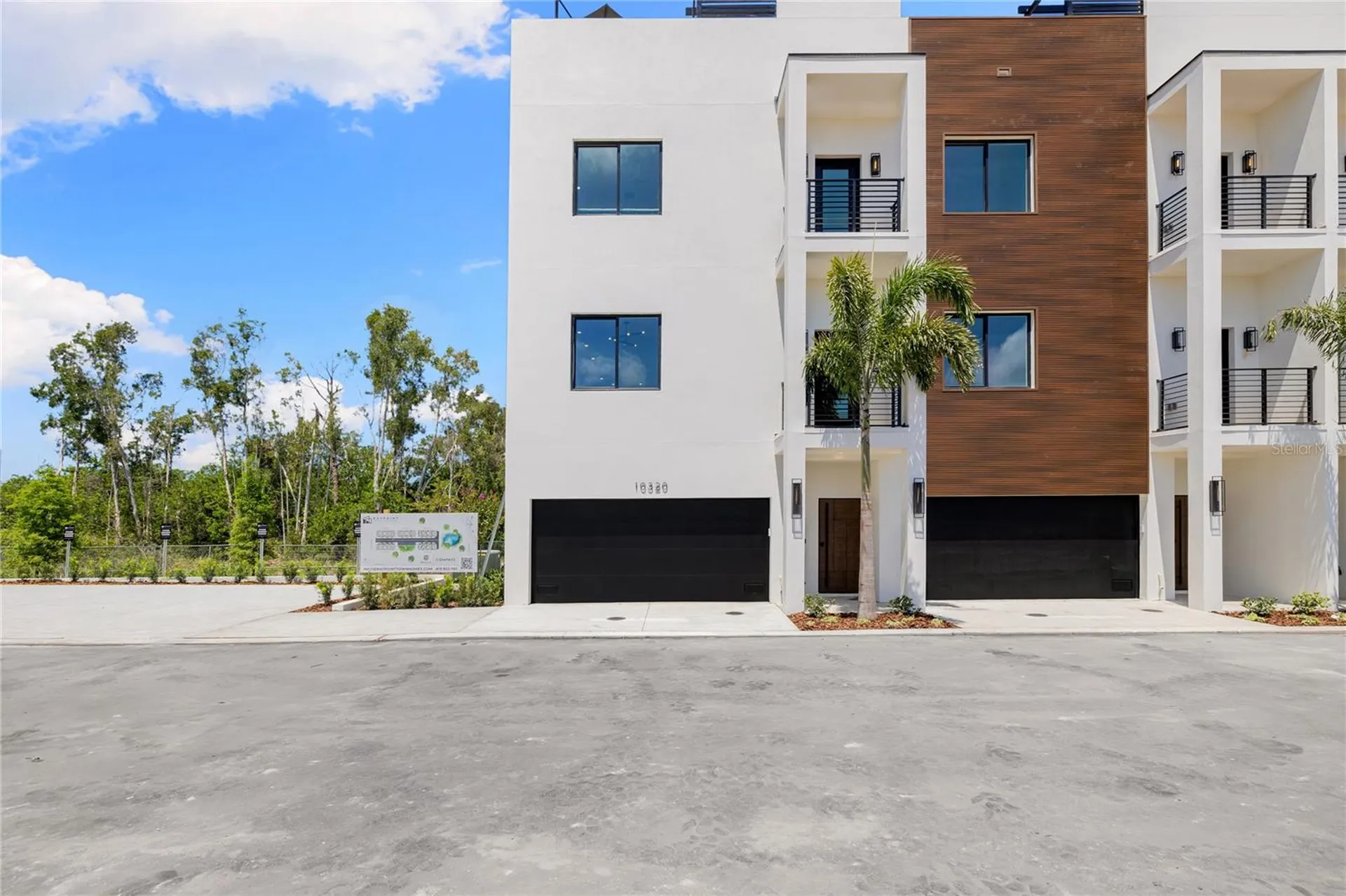 10350 2nd Way N St Petersburg FL 33716