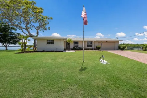 10419 Spoonbill Road W Bradenton FL 34209