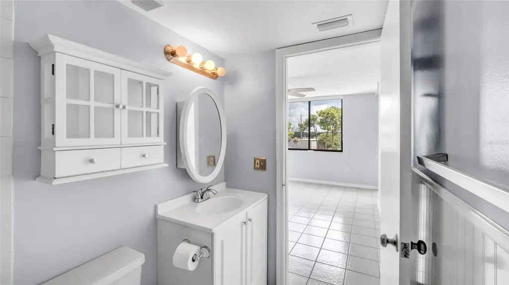 2424 W Tampa Bay Boulevard Tampa FL 33607
