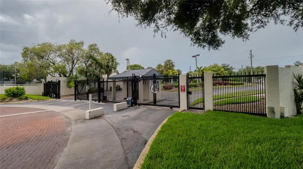 2424 W Tampa Bay Boulevard Tampa FL 33607