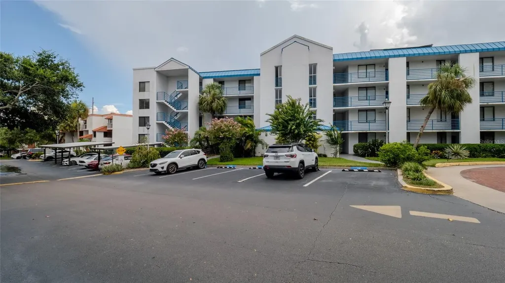 2424 W Tampa Bay Boulevard Tampa FL 33607