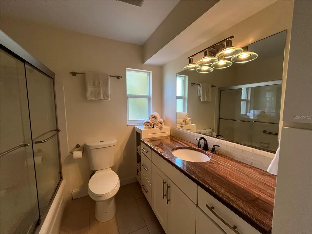 3337 Spring Mill Circle Sarasota FL 34239