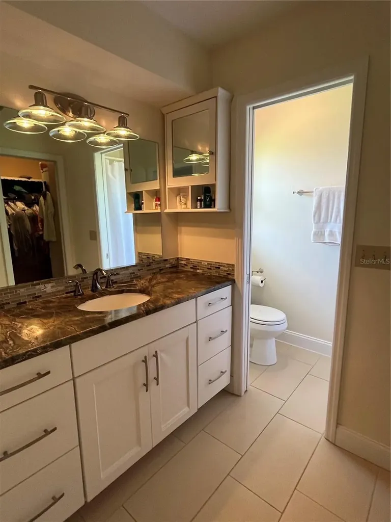 3337 Spring Mill Circle Sarasota FL 34239