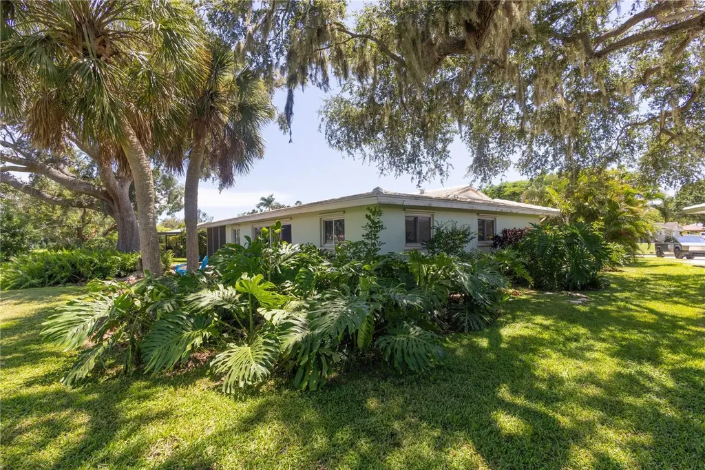 3337 Spring Mill Circle Sarasota FL 34239