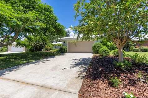 3337 Spring Mill Circle Sarasota FL 34239