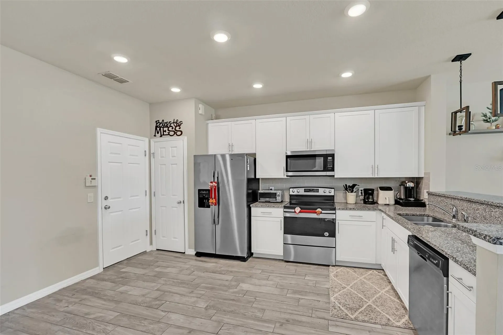 3780 Plainview Drive Orlando FL 32824