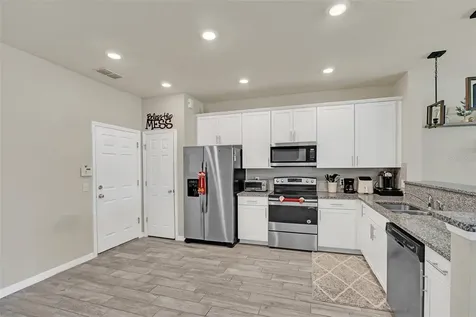 3780 Plainview Drive Orlando FL 32824