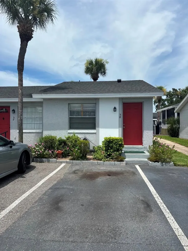 58 Lake Villa Way Kissimmee FL 34743