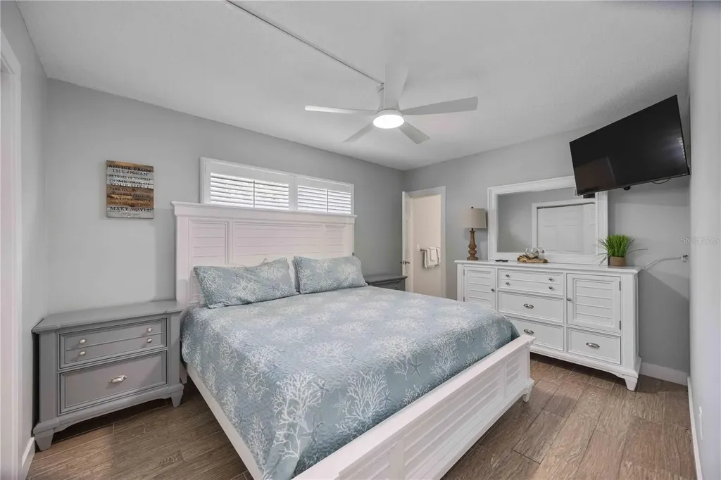 6150 Midnight Pass Road Sarasota FL 34242