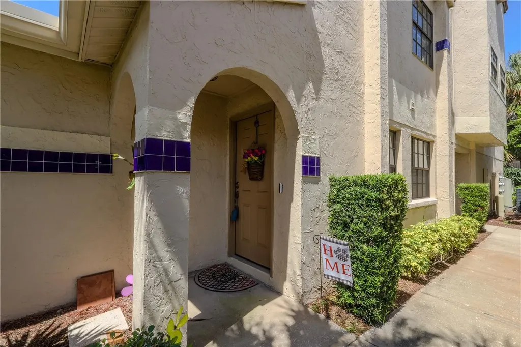 10482 Saint Tropez Place Tampa FL 33615