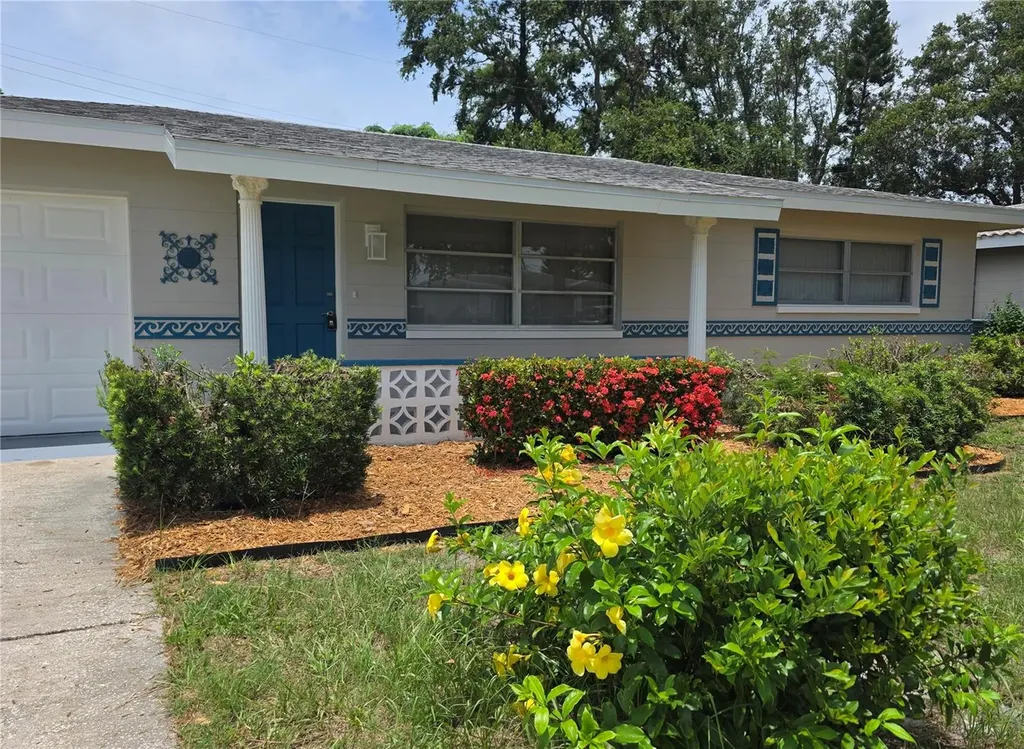 7047 40th Terrace N St Petersburg FL 33709