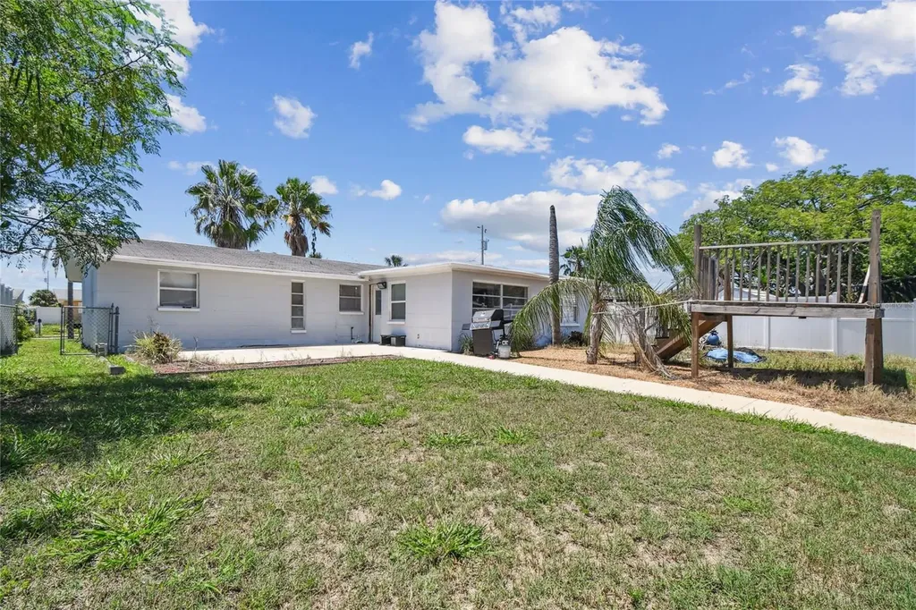 13606 Allyn Drive Hudson FL 34667