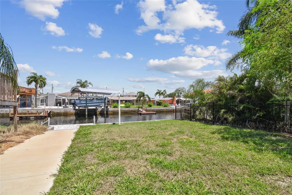 13606 Allyn Drive Hudson FL 34667