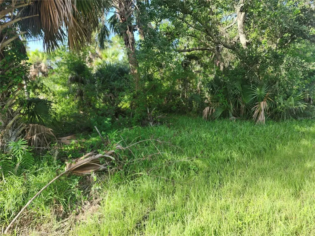 18193 Poston Avenue Port Charlotte FL 33948