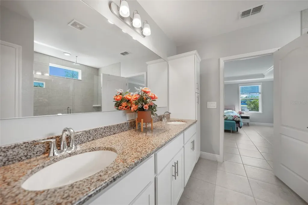521 W Tarpon Boulevard NW Port Charlotte FL 33952