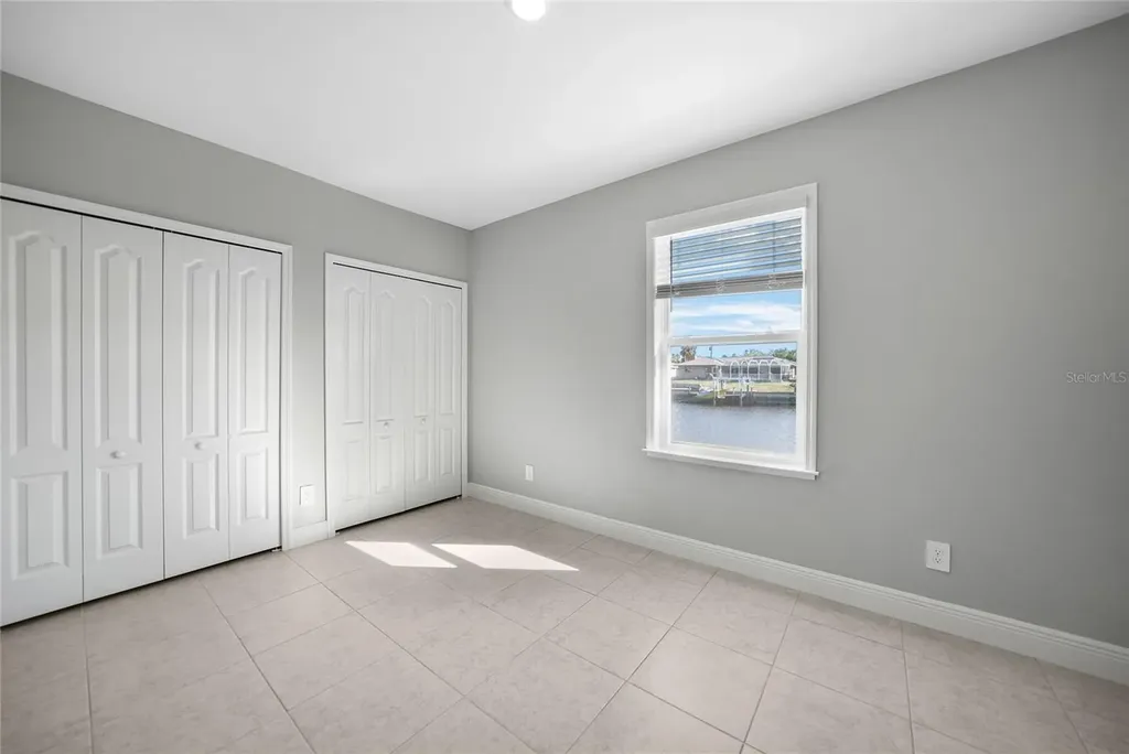521 W Tarpon Boulevard NW Port Charlotte FL 33952