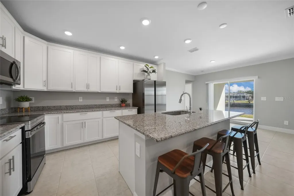 521 W Tarpon Boulevard NW Port Charlotte FL 33952