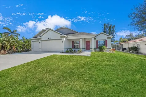 521 W Tarpon Boulevard NW Port Charlotte FL 33952