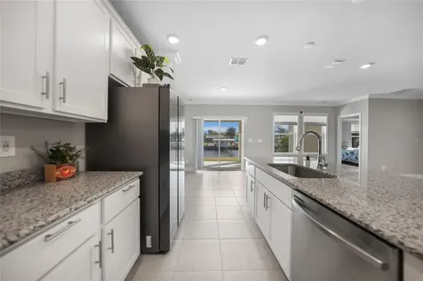 521 W Tarpon Boulevard NW Port Charlotte FL 33952