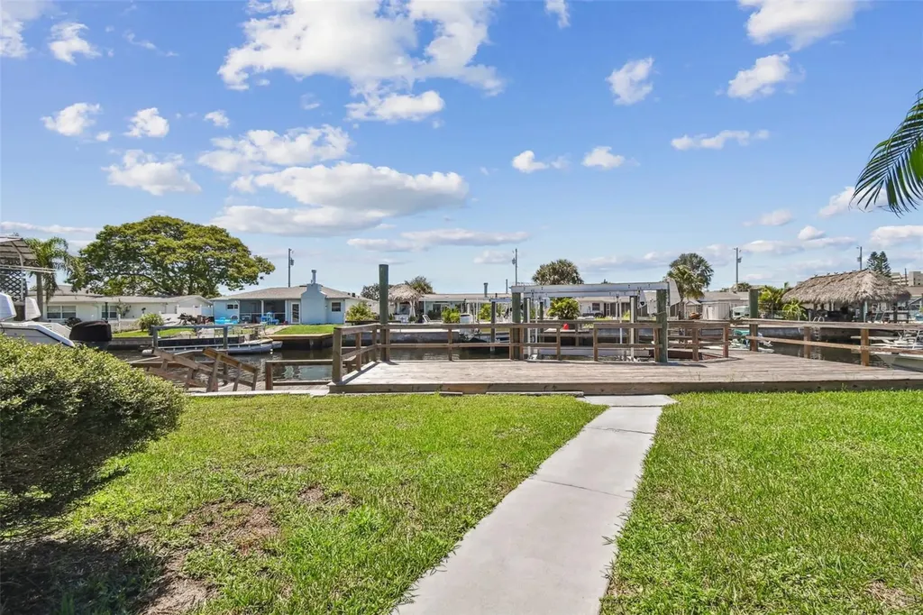 13603 Allyn Drive Hudson FL 34667