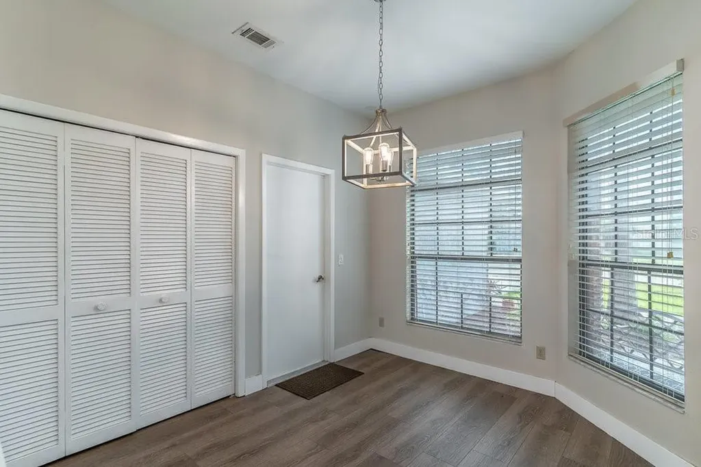 2213 Oldfield Drive Orlando FL 32837