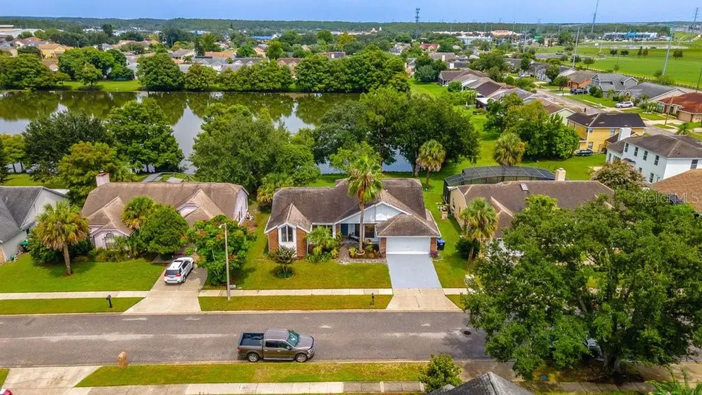 2213 Oldfield Drive Orlando FL 32837