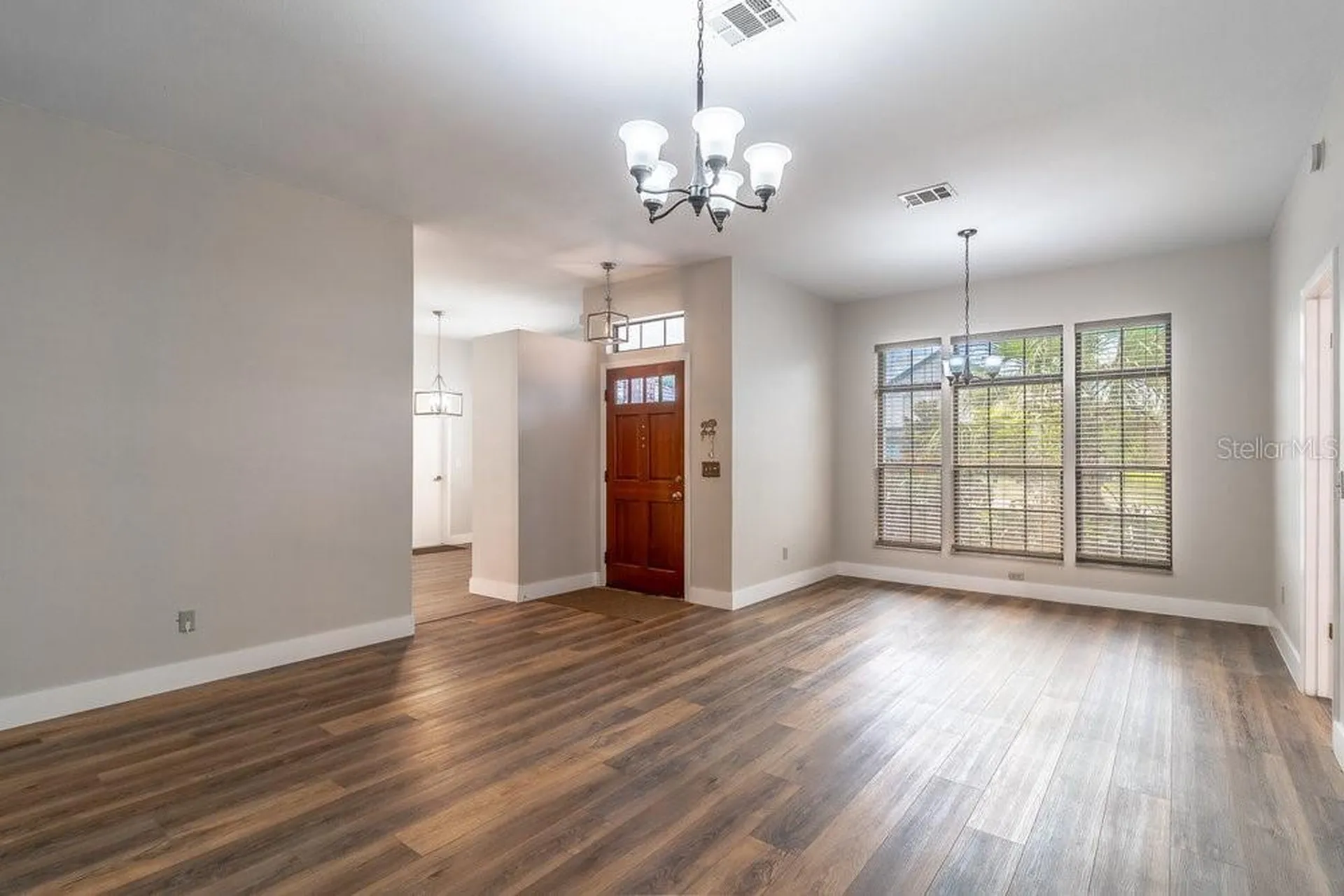 2213 Oldfield Drive Orlando FL 32837