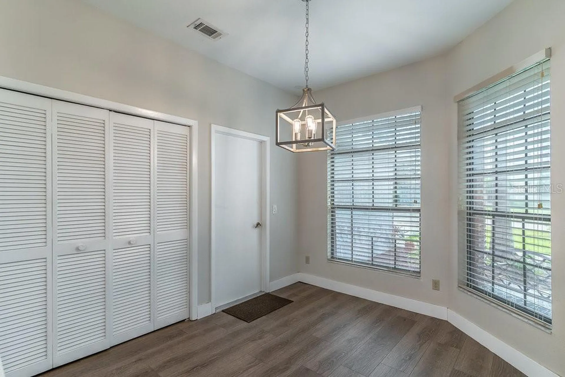 2213 Oldfield Drive Orlando FL 32837
