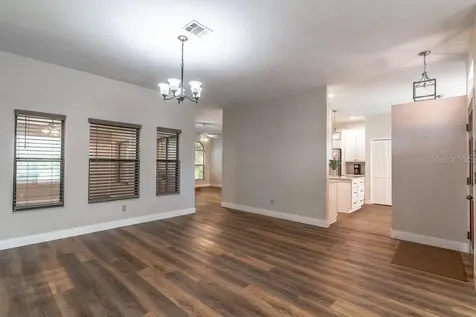 2213 Oldfield Drive Orlando FL 32837